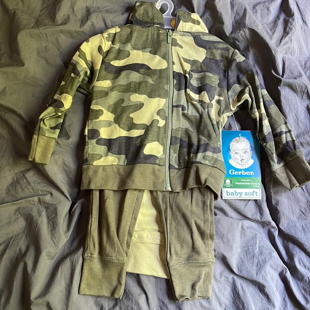 3-6 month matching set
